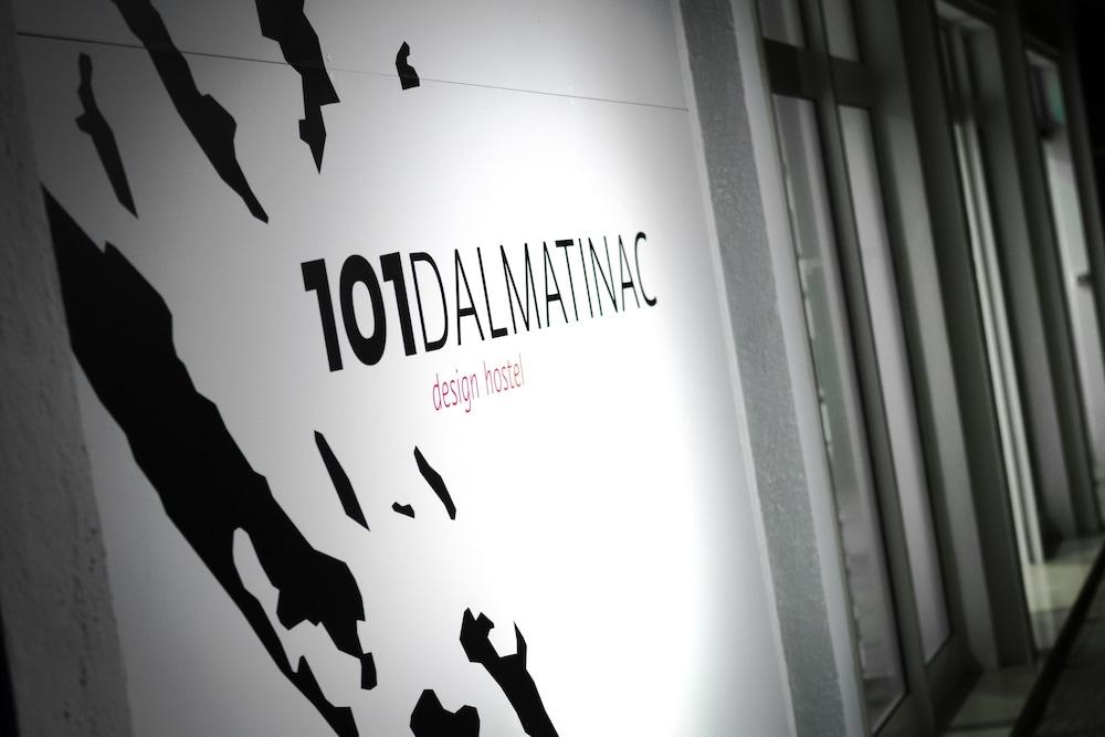 Design Hostel 101 Dalmatinac สปลิท ภายนอก รูปภาพ