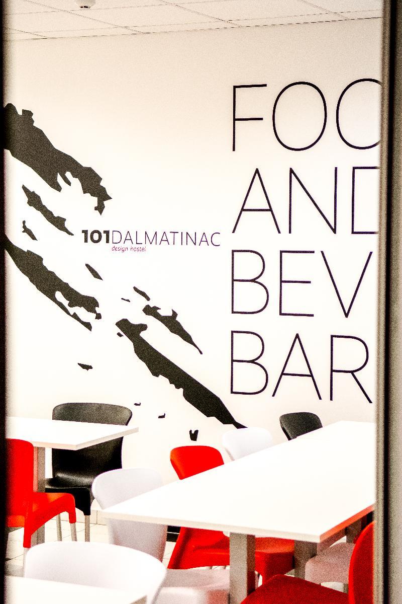 Design Hostel 101 Dalmatinac สปลิท ภายนอก รูปภาพ